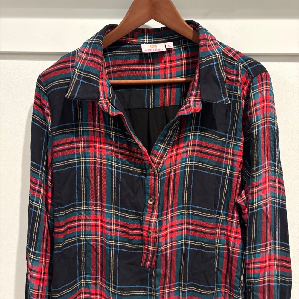 Marley Lilly Plaid Tunic Top XL Red Green Black Long Sleeve Button Front - Picture 3 of 10